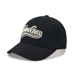 Mũ Lưỡi Trai MLB Varsity Cultivator Buckle Logo Unstructured Ball Cap New York Yankees Black