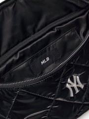 Túi MLB Korea Curve Padded Hip Sack New York Yankees Black