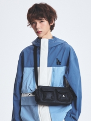 Túi MLB Basic Gofcore Pocket Crossbody Bag New York Yankees Black [Karina PICK]