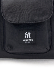 Túi MLB Basic Gofcore Pocket Crossbody Bag New York Yankees Black [Karina PICK]
