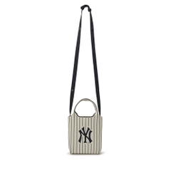 Túi MLB Korea Basic Big Logo Knit Crossbody New York Yankees Cream