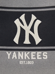 Túi MLB Varsity Lettering Canvas Shoulder Bag New York Yankees Black