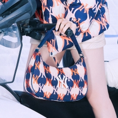 Túi MLB Argyle Monogram Strap Hobo Bag New York Yankees D.Navy