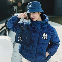 Túi MLB Monogram Diamond Jacquard Bucket Bag New York Yankees D.Blue