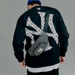 Túi MLB Monogram Hip Sack New York Yankees Black 2021