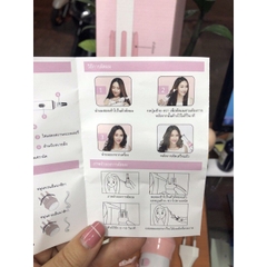 Máy Uốn Làm Xoăn Tóc Vivido 022B Cho Bạn Gái
