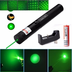 Đèn Pin Laser 303 Ánh Sáng Xanh Lá Hoặc Đỏ Chiếu Xa Cực Mạnh, Kèm Phụ Kiện Chiếu Sao Vạn Hoa Dùng Pin Sạc