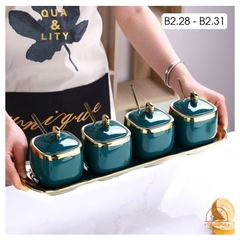 Bộ 4 Hũ Đựng Gia Vị Nhựa Cao Cấp Kèm Khay Và Thìa
