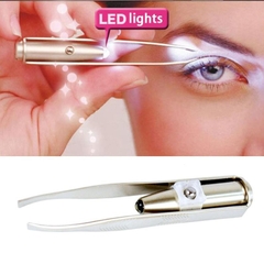 Nhíp Nhổ Lông Có Đèn Pin Led Chất Liệu Thép Không Gỉ
