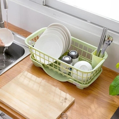 Rổ Úp Chén Đĩa Có Khay Xả Nước Tiện Lợi