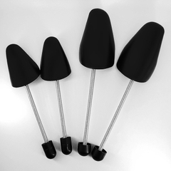 Bộ 2 Cây Giữ Form Giày Lò Xo Shoe Tree Nhựa Tùy Chỉnh Size