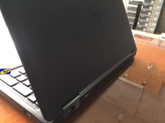 Laptop DELL Latitude 5550 VGA RỜI