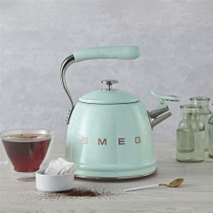 ẤM ĐUN NƯỚC SMEG 2.3L