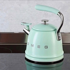 ẤM ĐUN NƯỚC SMEG 2.3L