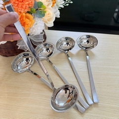 Muôi Canh Zwilling 30cm – Sang Trọng & Tiện Lợi