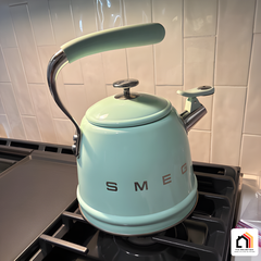 ẤM ĐUN NƯỚC SMEG 2.3L TẠI VUA NHÀ BẾP ĐỨC 06