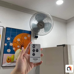 Quạt Treo Tường Toshiba F-WSA20 tại Vua Nhà Bếp Đức 04