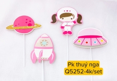 10 ชุดคอสมิคเบบี้เกิร์ล .