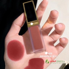 Son Kem Lì Tom Ford Liquid Lip Luxe Matte 123 Devoted – Màu Đỏ Nâu