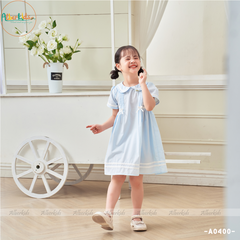 Váy bé gái Xanh phối dây trắng A0400