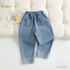 Quần bò bé gái gập gấu A1050