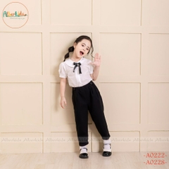 Áo sơ mi trắng bé gái cổ sen nơ dây ngực A0228