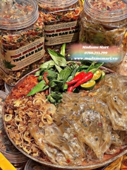 BÁNH TRÁNG PHƠI SƯƠNG DẺO TRỘN RAU RĂM (Hũ 400G)