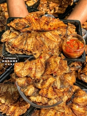 ĐUỐI GIÒN SẤY MẮM ỚT