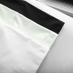 Áo Thun Tay Ngắn Cổ Tròn CAPY BARA Màu Vàng Kem Nhạt