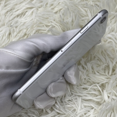 iPhone SE 2020 128GB | Zin Ốc Áp nguyên bản chưa bung | Pin zin 82, tặng pin mới dung lượng cao orizin | Mã số 169T | Chính Hãng Quốc Tế (Used)