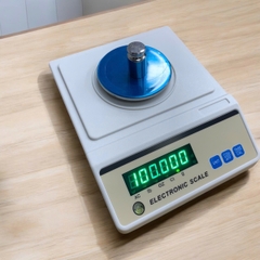 Cân điện tử 3 số lẻ JCS-C 0.001g/300g - kèm lồng kính chắn gió