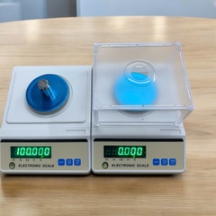 Cân điện tử 3 số lẻ JCS-C 0.001g/300g - kèm lồng kính chắn gió