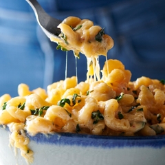 Phô mai mozzarella mix cheddar cheese Arla túi 1kg -  ARLA MOZZARELLA & RED CHEDDAR CHEESE