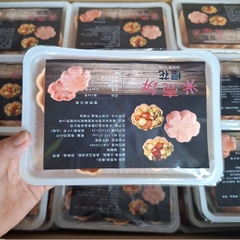 Đế bánh hoa đào hộp 40 cái