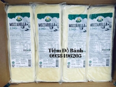 Phô Mai Mozzarella Arla Nguyên Khối 2.3kg - Nhập Khẩu Đan Mạch