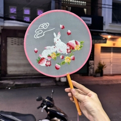 Quạt cổ trang trung quốc thêu cao cấp đính tua T10-2024  giangpkc-phu-kien-thoi-trang