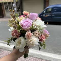Hoa cầm tay cô dâu rẻ mà đẹp Giangpkc