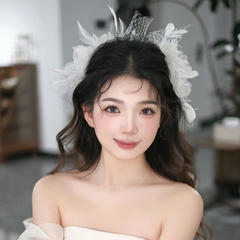 Cài tóc cô dâu hoa to lưới mẫu mới tháng 7 2024