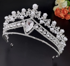 Vương miện cô dâu 3 tầng đá hạt trai sang trọng mẫu thiết kế Giangpkc 6/2022 giangpkc-phu-kien-thoi-trang