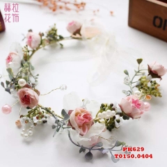 Vòng hoa cô dâu đẹp hoa hồng hạt trai