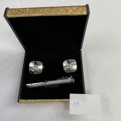 Măng set kèm kẹp Cavat có hộp đựng