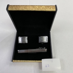 Măng set kèm kẹp Cavat có hộp đựng