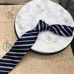Cà vạt nam màu xanh đen kẻ trắng cách điệu mẫu mới tự thắt 8cm đẹp 2023 Giangpkc