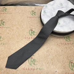 Cà vạt nam màu đen chấm tròn tự thắt 8cm sang trọng mới đẹp nhất 2023 Giangpkc