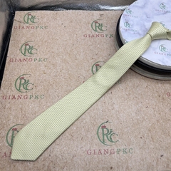 Cà vạt nam màu vàng kem chấm bi tự thắt 8cm sang trọng mới đẹp nhất 2023 Giangpkc