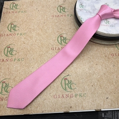 Cà vạt nam màu hồng chấm bi tự thắt 8cm sang trọng mới 2023 Giangpkc