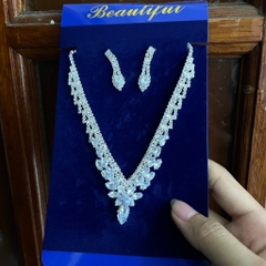 Tổng hợp trang sức bộ đi tiệc cho cô dâu lấp lánh mẫu mới đẹp nhất 2023 Giangpkc TP HCM