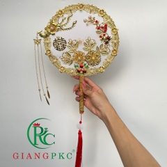 Quạt chụp hình cổ trang - phụ kiện cưới Giang- quạt lụa gắn phượng và hoa hồng