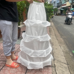 Tùng phồng váy 4 tâng form nhỏ cho cô dâu mặc váy xuôn đi bàn