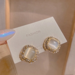 [L1] Bông tai LUNA EYES thời trang cao cấp